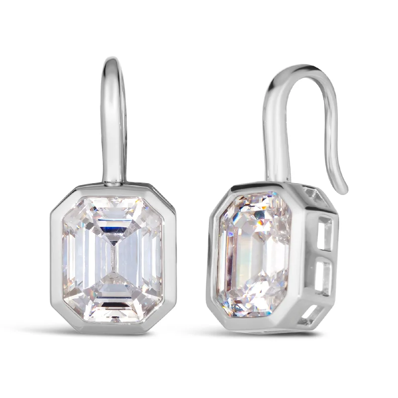 Best hoop earrings with oval shapes for a unique and elongated design-Kelly 4 Carat Diamond Crystalline Drops