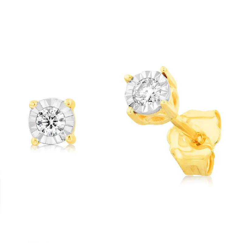 Stud Earrings for Yoga Session -1/10 Carat Diamond Solitaire Stud Earrings in 9ct Yellow Gold