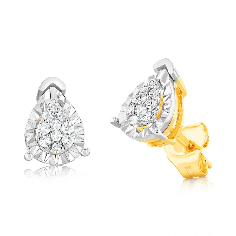 Retro Stud Earrings for Nostalgia -Luminesce Lab Grown 9ct Yellow Gold Diamond Stud Earrings