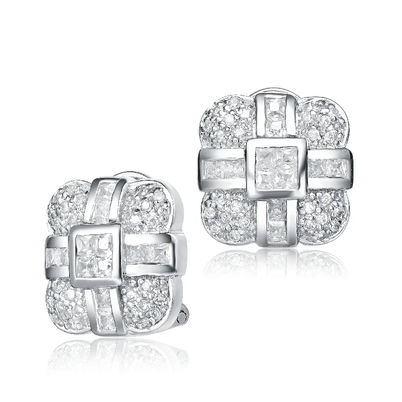 Stud Earrings with Keyhole Designs -La Scène Classic Geometric Stud Earrings